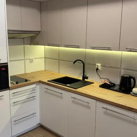 Leaf * فروتسواف